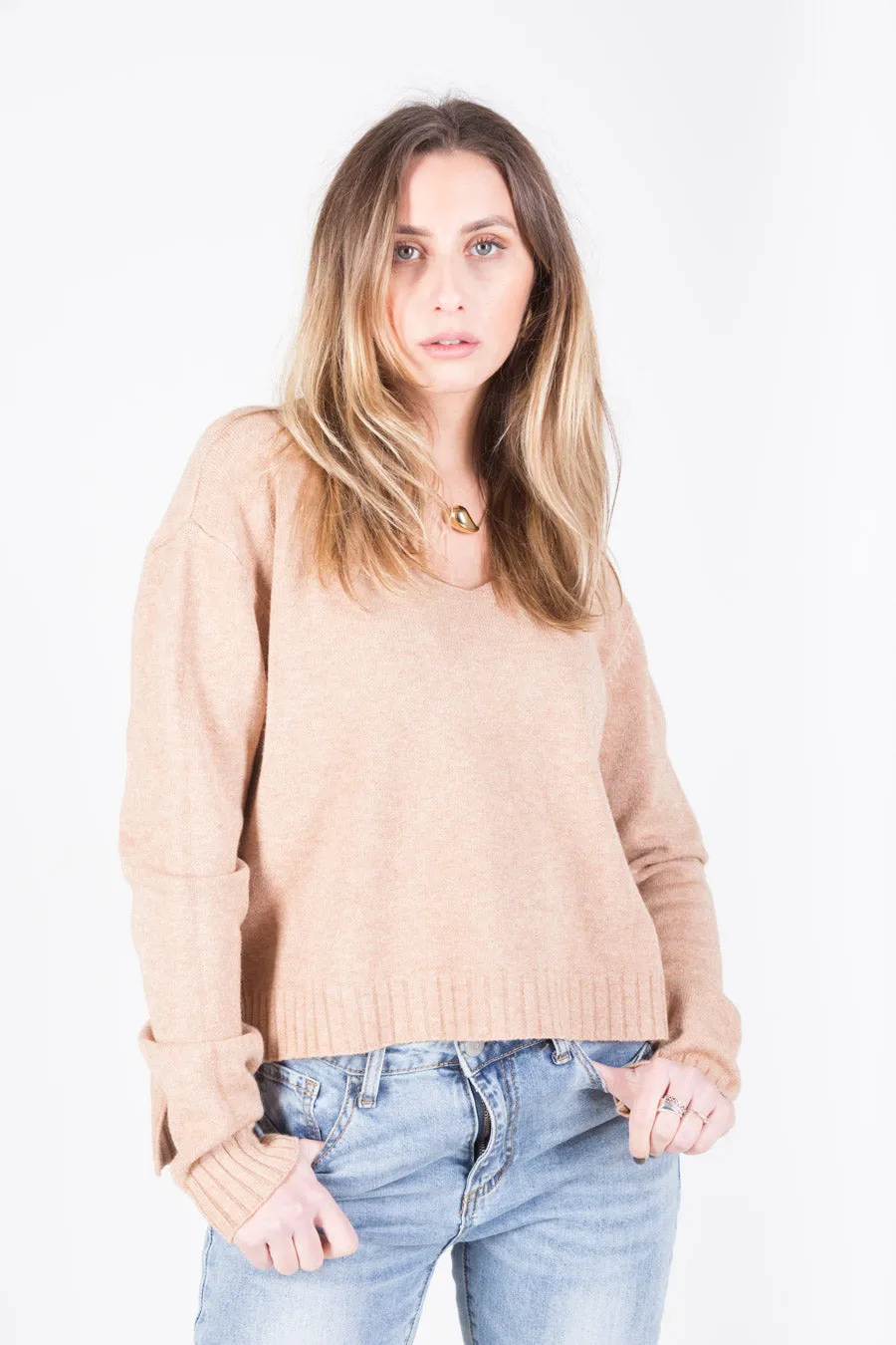 Classic v-neck knit sweater wholesale