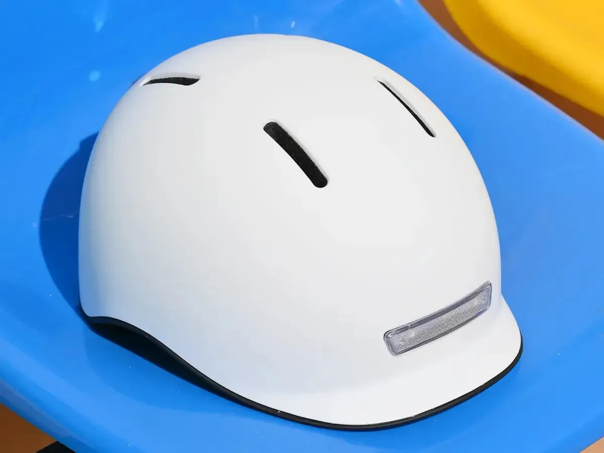 Leoguar Cycling Helmet with LED Front and Rear Light