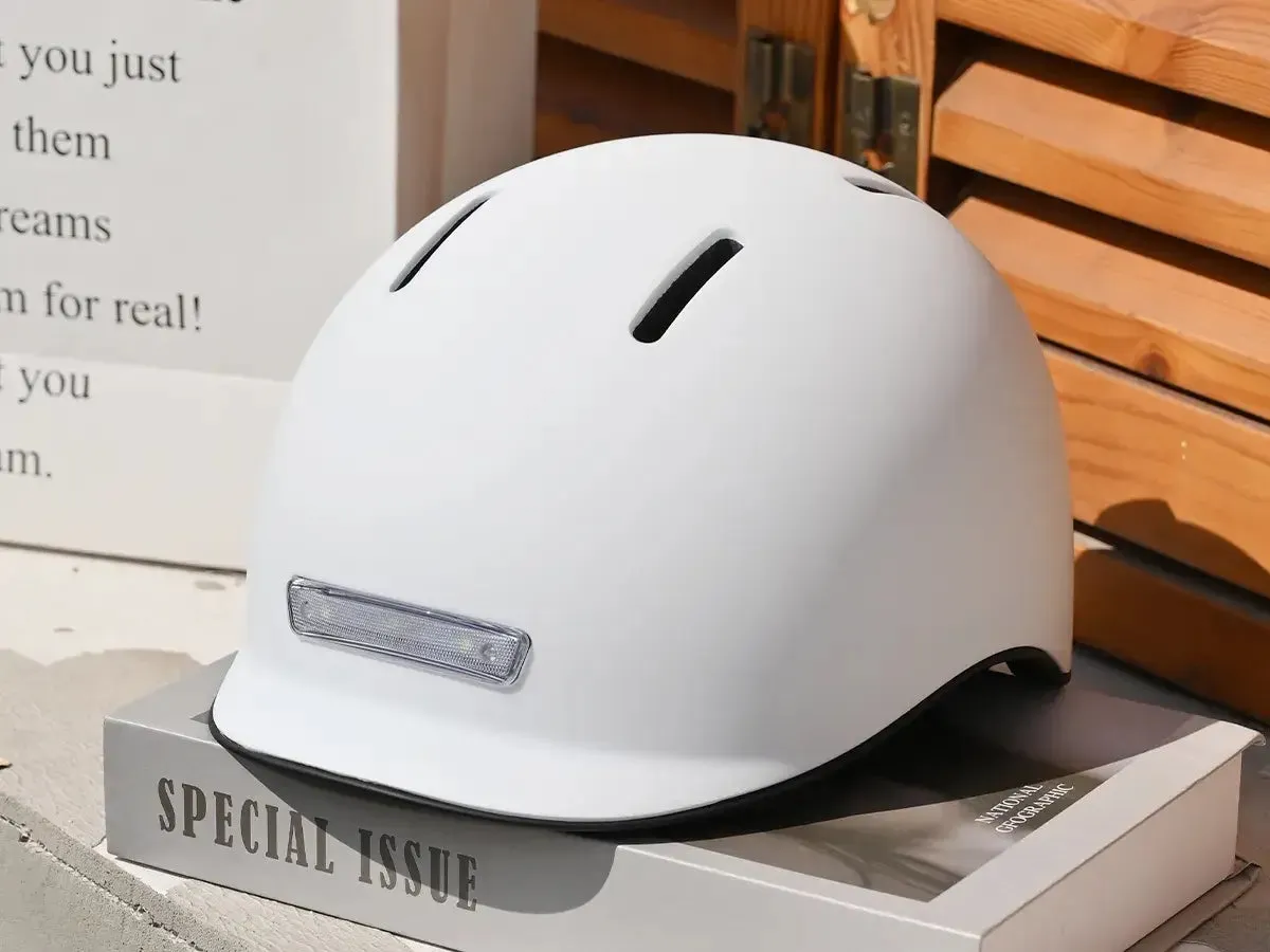 Leoguar Cycling Helmet with LED Front and Rear Light