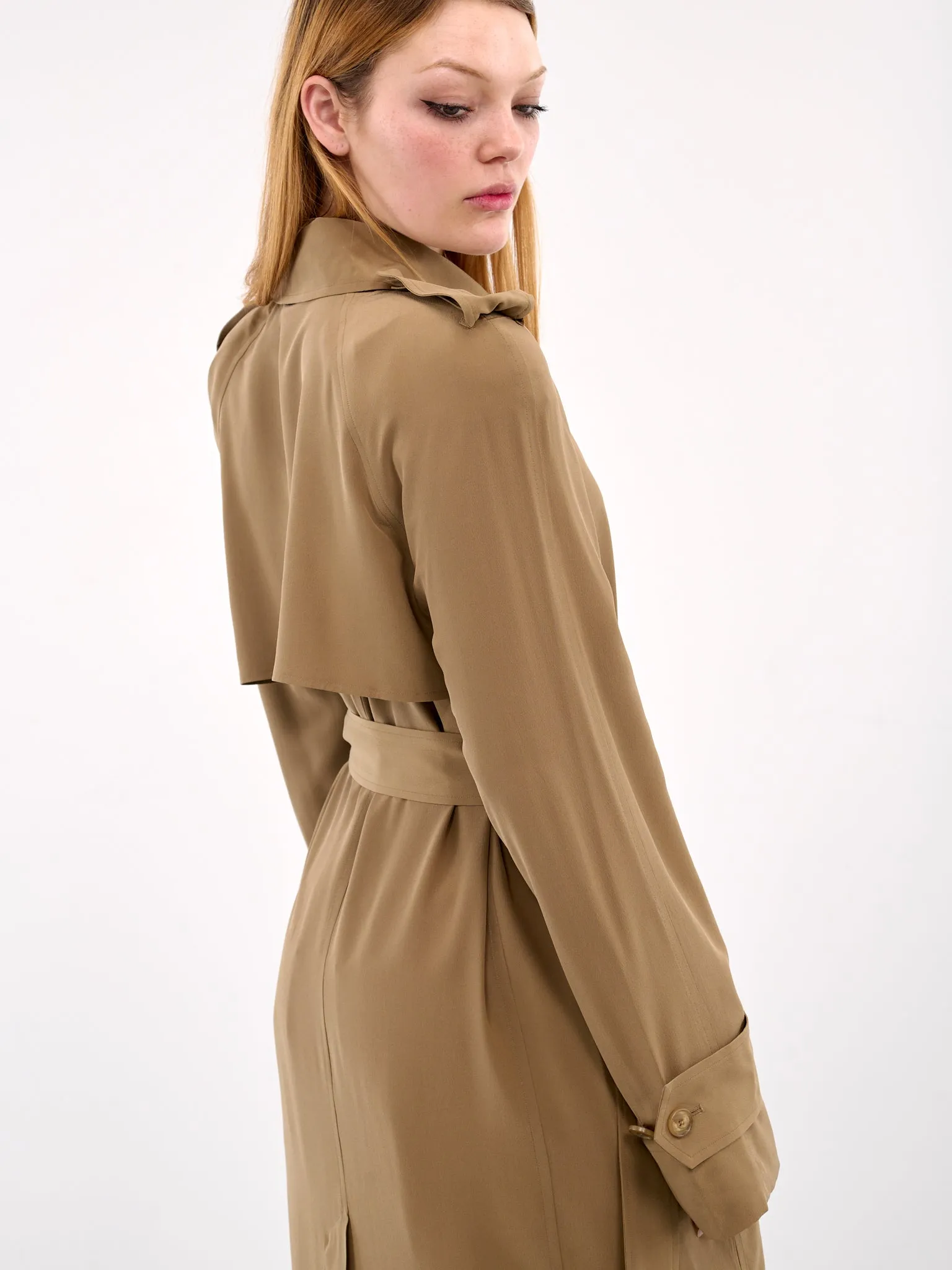 The Sinnerman Trench Coat (S25M3-THE-SINNERMAN-MUD)